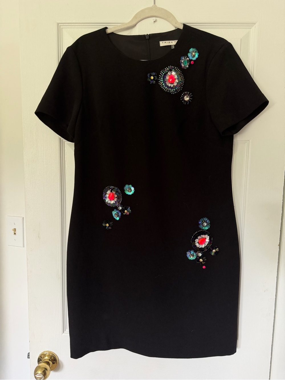 Trina Turk Black Short Sleeve Shift Dress with Multicolor Beaded Embellishments